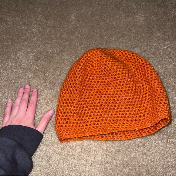 Knitted hat - Picture 2 of 2